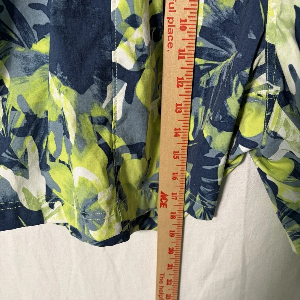 The North Face Men Activewear Shorts 2XL Blue Floral Hawaiian Mesh 7 in‎ Inseam
